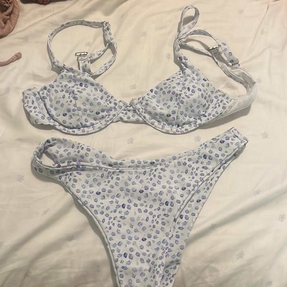 bathing suit set
